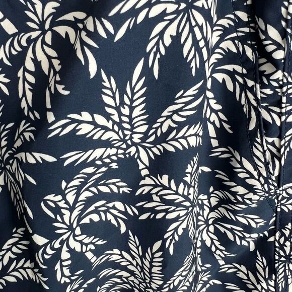 J.CREW Men's Blue Floral Swim Shorts Size M Elastic Waist Drawstring - Picture 3 of 9